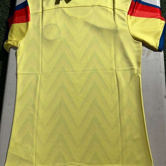 Club America Training Jersey size 2XL Fits like XL - Picture 7 of 7